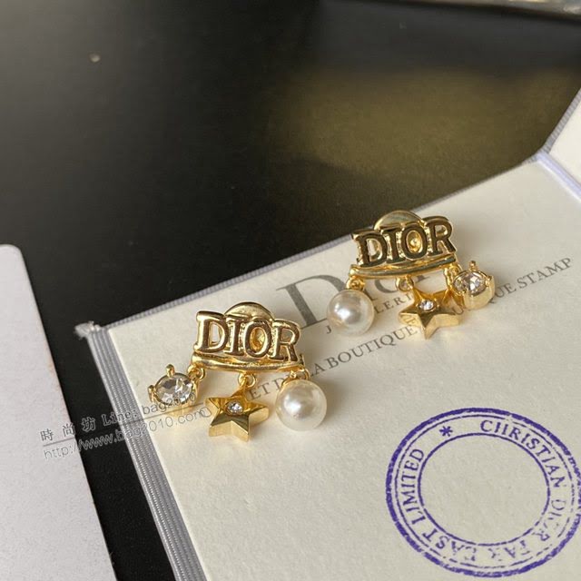 Dior飾品 迪奧經典熱銷款cd字母星星珍珠復古耳釘耳環  zgd1316